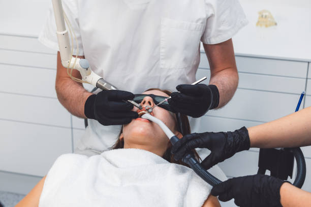 Best Emergency Dental Extractions in Tamiami, FL